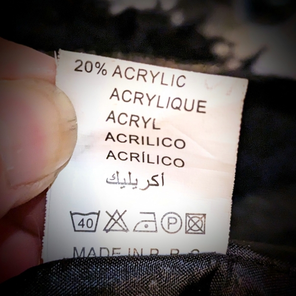 Warm Faux Fur Vest, size M - Picture 10 of 12